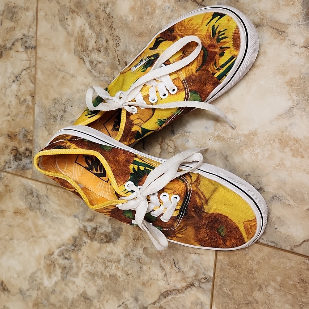 Vans Women's Van Gogh Sunflower Sneaker Size 6